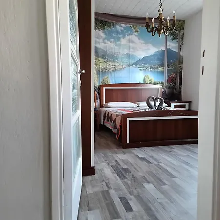 - * Varano Borghi